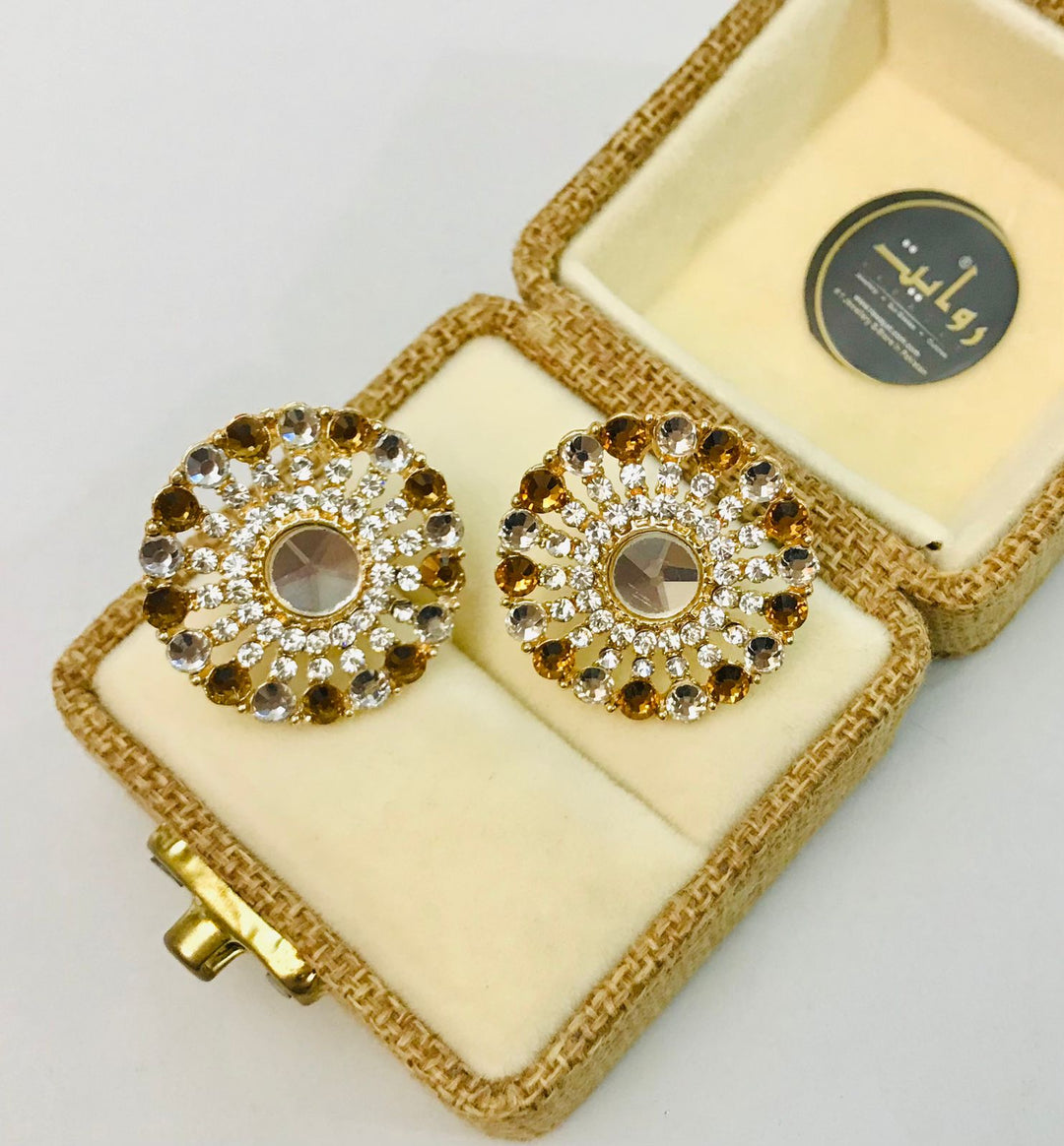 Fancy Studs-130 (White/Golden)