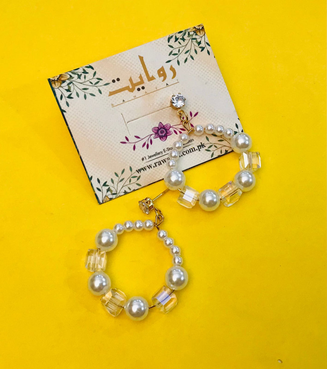 Fancy Earring-365 (White)