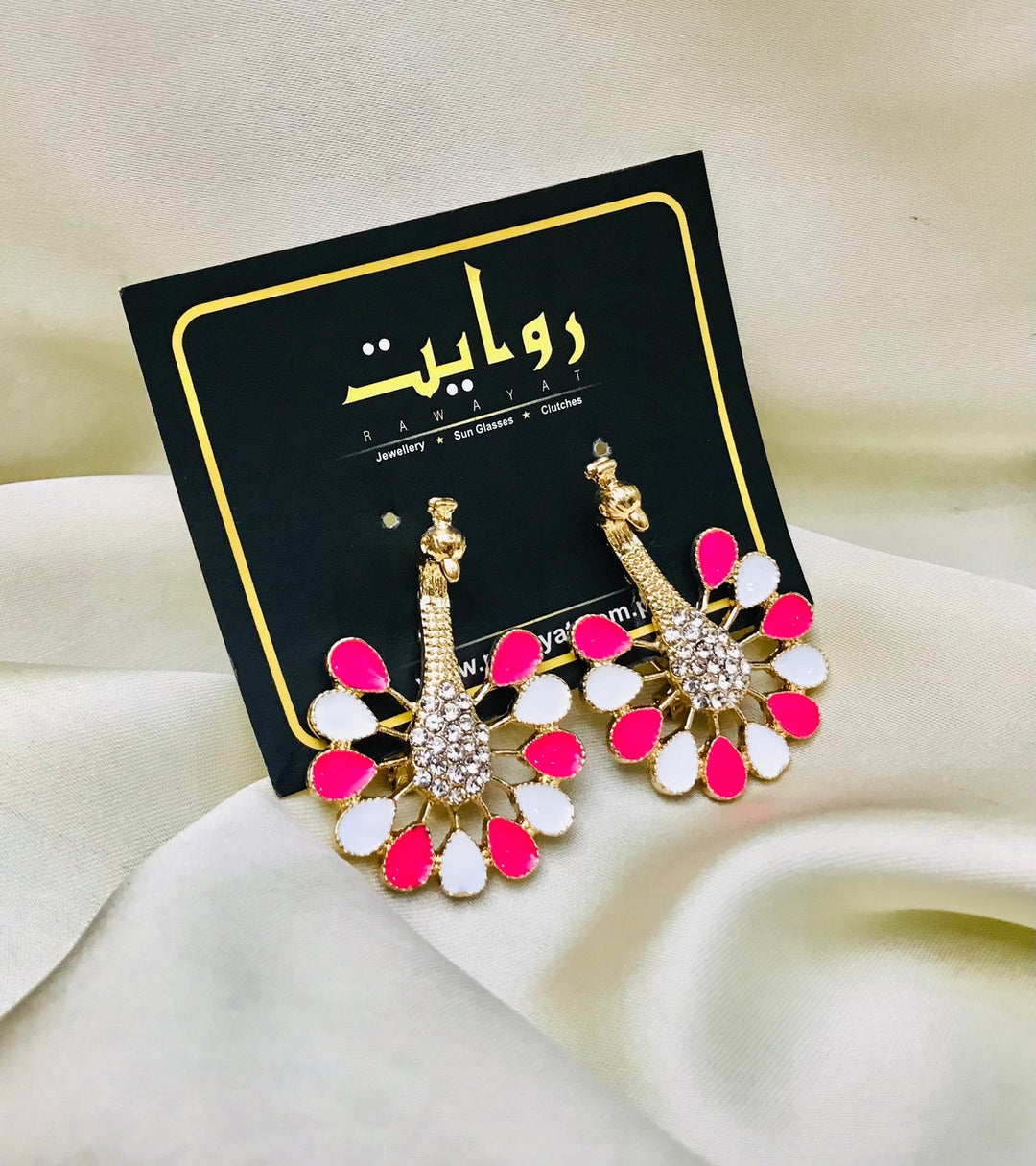 Peacock Earring (White/Pink)