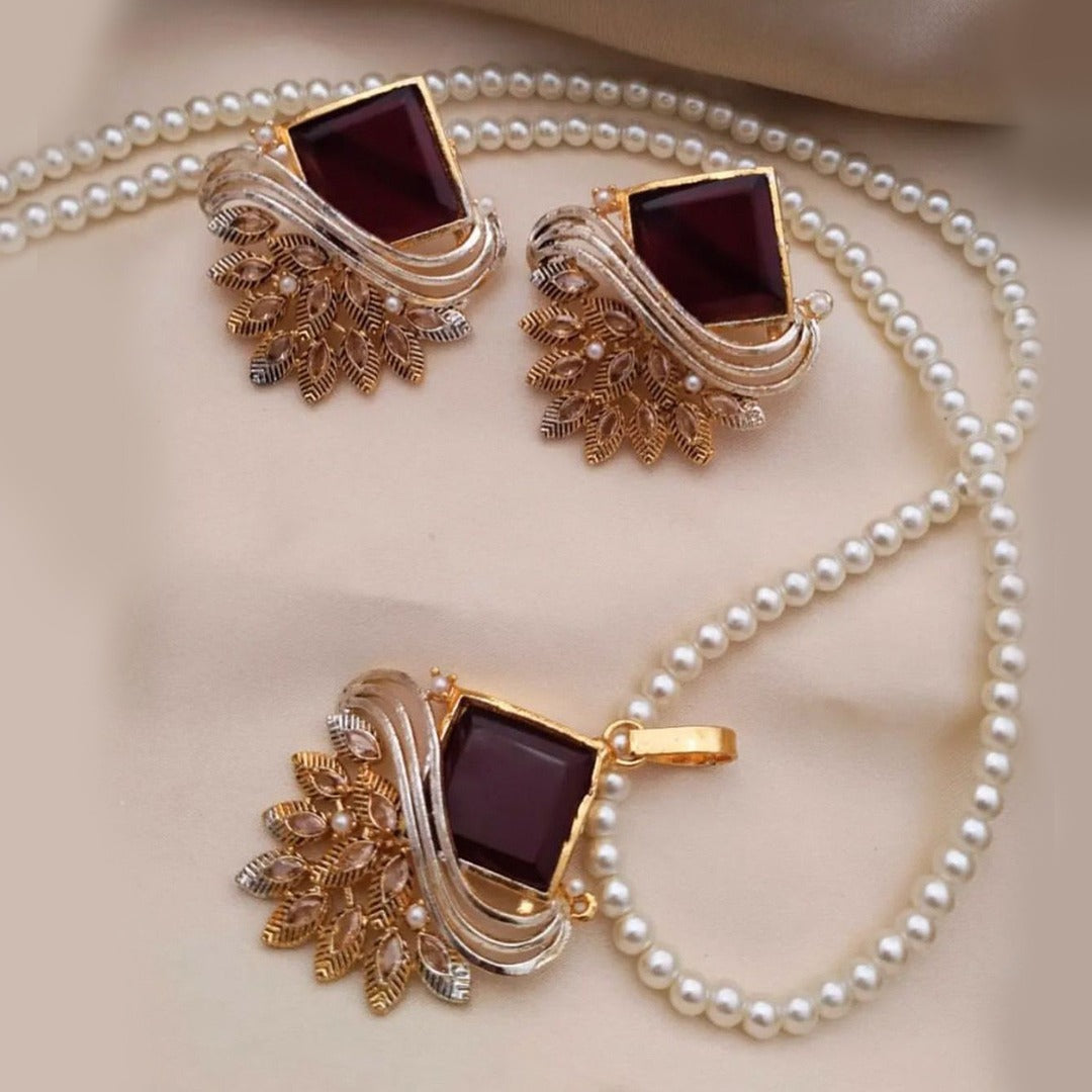 AYRA Locket Set (Maroon)