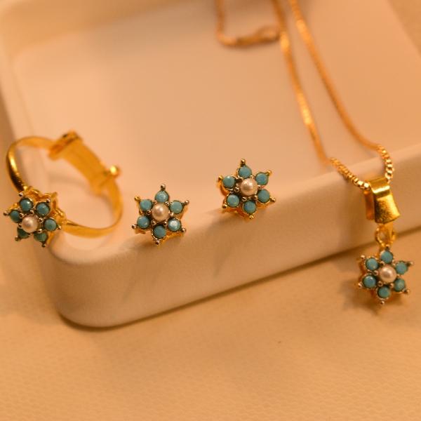 Luminous Gold Plated Flower Design Necklace Set For Girls/Women